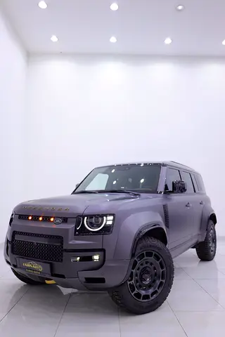 DEFENDER 110 OCTA V8 - P635 FULLY LOADED + 3 YEARS WARRANTY + SERVICE CONTRACT