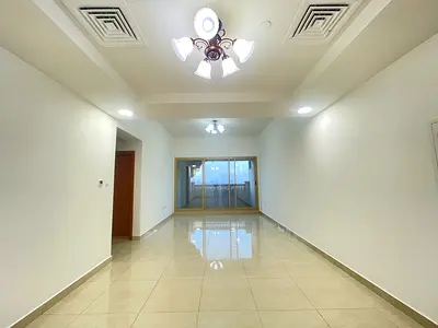 SPACIOUS 2BHK WITH CLOSE KITCHEN READY TO MOVE
