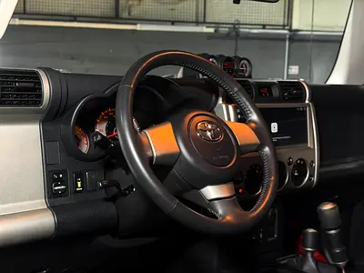 صورة مصغرة 14 لـ 2020 Toyota FJ CRUISER