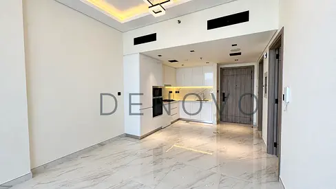 Luxury 1BR | Private Pool | Fully Fitted Kitchen | Vacant