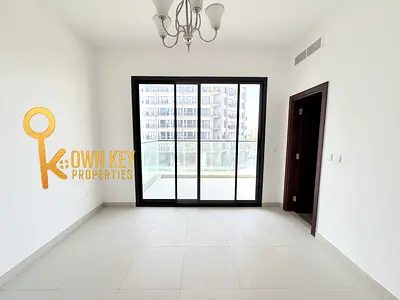 Brand New | Well Maintained | 1Car parking