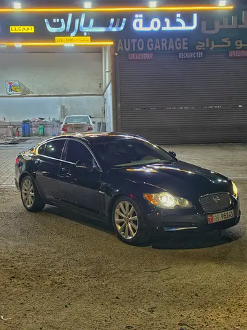 2011 Jaguar XF 照片 2