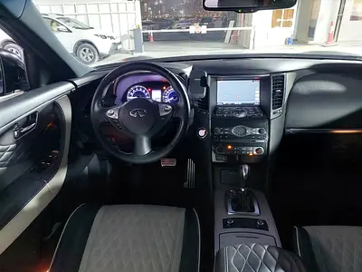 صورة 10 لـ 2018 Infiniti QX70