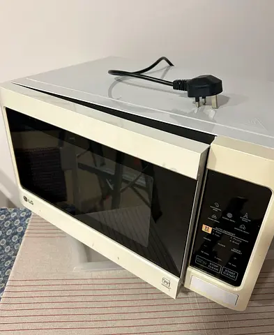 LG microwave