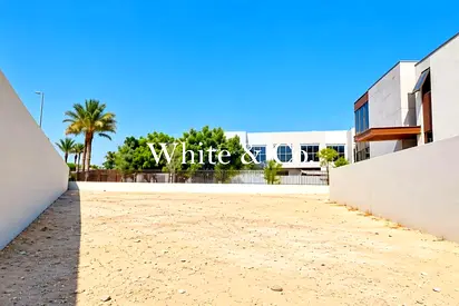 4BR Big Plot | Park Backing | Under Market