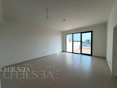 CORNER UNIT | CLOSE TO PARK | BRAND NEW