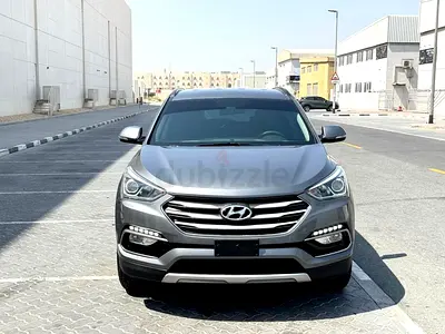 Hyundai SantaFe, SE , GCC Specs Engine 2.4L 4-cylinder