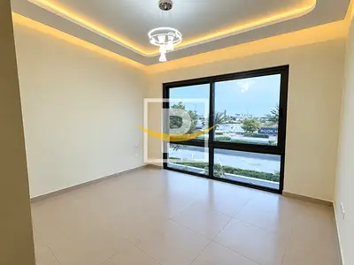 Hot Deal | Spacious and Bright