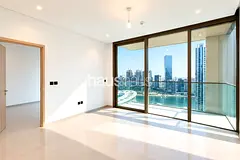 Community Expert | Canal Views | Corner Unit