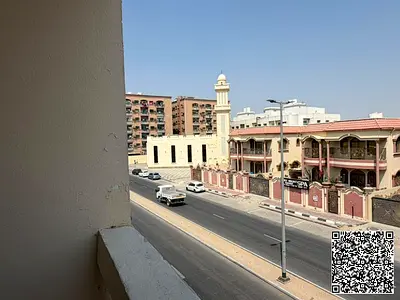 للايجار غرفه و صاله حمامين و بلكونه تكييف مركزي مساحات واسعه و موقع مميز قريب الخدمات في المويهات 3 ب 28 الف  4/6 دفعات تامين شيك