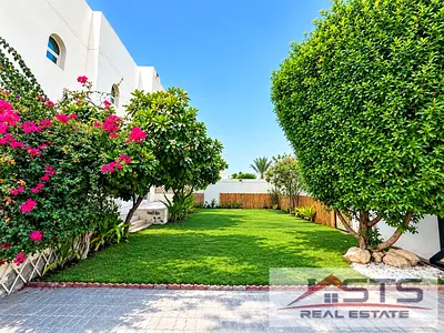 Scenic Lawn | Spacious Layout 4br+Maidroom | Close to Beach