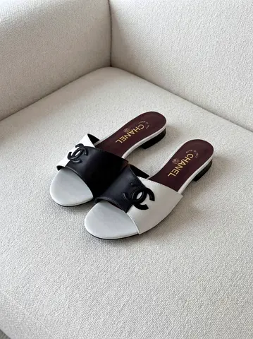 CHANEL WOMEN SHOES