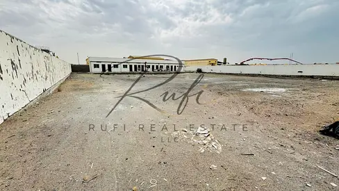 29,000 sq feet // Land for rent with 6 labor rooms without electricity on 10 years lease in modern industrial area UAQ.