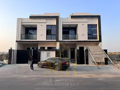 **فرصة العمر في الحليو 2! فيلا راقية بمواصفات ممتازة وسعر لا يُفوّت**   هل تبحث عن الراحة والاستقرار في موقع مميز؟ امتلك الآن فيلا بتصميم عصري وسعر لا