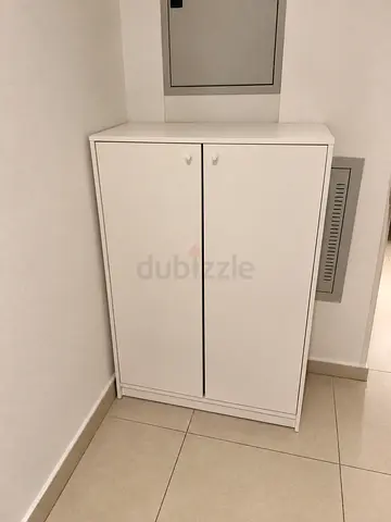 Shoes cabinet