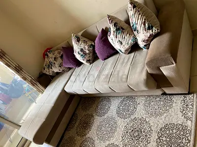 Beige shade rug, beautiful pattern