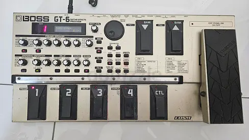 BOSS GT-6 Guitar Multi-Effects Processor – Fully Functional
