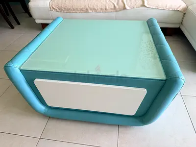 Designer coffee table in excellent condition