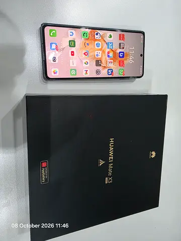 Huawei Mate X3 foldable smartphone 512GB Green vegan leather, used for 2 years