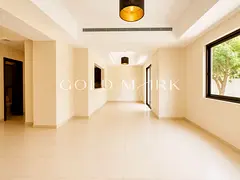 Single Row Park | Desirable Type 1M | Vacant Soon