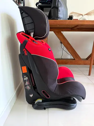 Red and grey toddler car seat - good condition