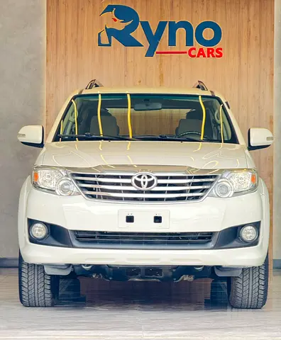 Toyota Fortuner 2013 SR5 GCC Specs