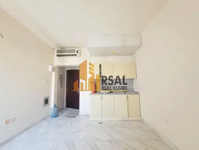 Studio With Open Kitchen/Family Building/Near Almidna Shopping Center
