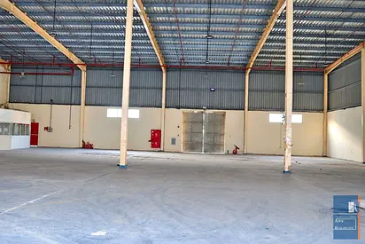 A Big 11,776 Sqft Warehouse Available in a Commercial Location