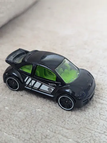 Model - Volkswagen new beetle cup