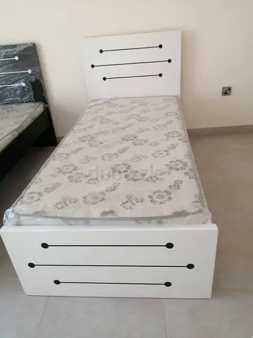 White Solid MDF Wood Single Bed Frame
