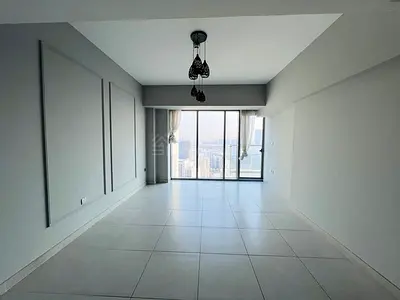 Spacious Apartment 2 Bed Rooms Laundry + Maid
