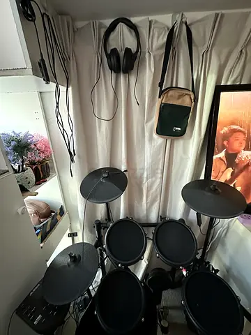 Electric drumset alesis mesh with record tools all-in