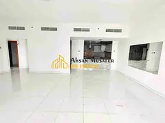 //PRIME LOCATION//PARKING FREE,GYM POOL KIDS PLAY AREA FREE,//MAID ROOM//2BHK AVAILABLE WITH 4WASHRO