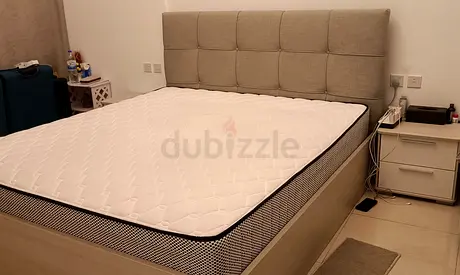 Bed set in almost new condition