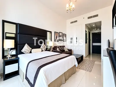 Spacious Studio | Fully Furnished | Canal View