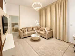 FULLY FURNISHED | VACANT | COMMUNITY VIEW