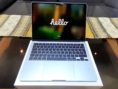 Macbook Air M4, 13.6 inch, 16GB, 512GB, Brand New