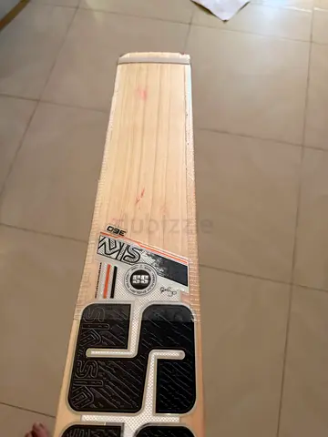 SS SKY 360 Cricket Bat - Brand New Lightweight, Good Balance and Ping. Specially Handpicked