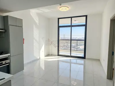 Modern 1BR Apartment | Community View | Strong ROI