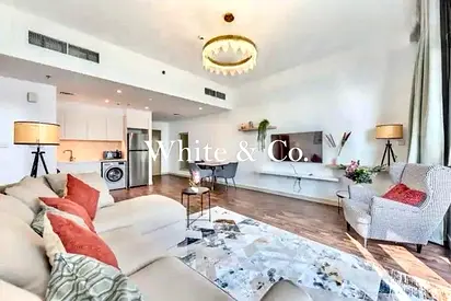 Park-View | Elegantly-Furnished Living