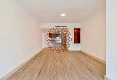 Bright 1BR Apt + Study | Balcony | Marina View |