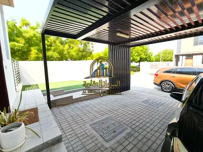 Spacious 3 bedroom with maid room corner villa for rent