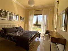 Large Furnished En-Suite Room – Al Hamra Village