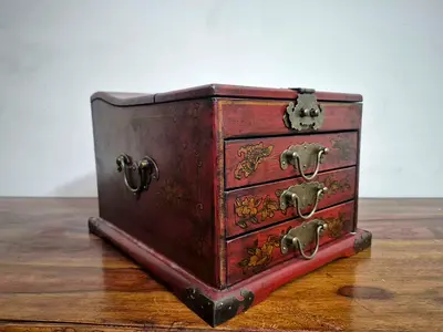 Chinese Jewellery Box