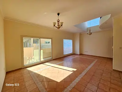 PRIVATE ENTRANCE 3 BEDROOM VILLA WITH MAID ROOM COVER PARKING AVAILABLE
