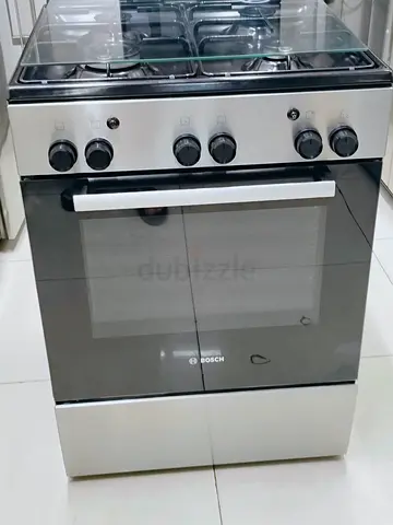 Bosch full gas cooker 4 burner 60bay60cm lasted model for sale