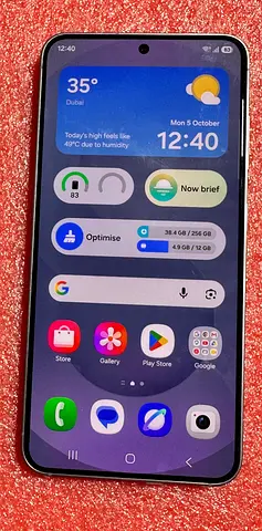 Samsung Galaxy smartphone - Excellent working condition, 256GB Dual sim TDRA