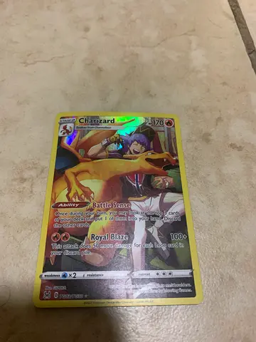Holographic Charizard Pokémon Card (single card)