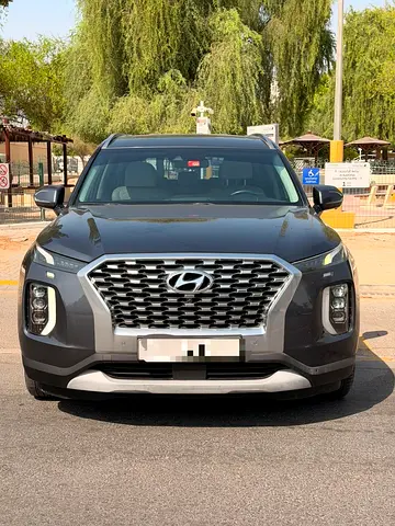 Hyundai Palisade Calligraphy 2020 GCC Specs gray Clean Car