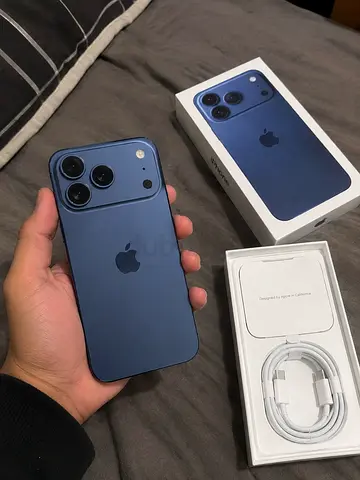 iPhone 17 Pro Max 256GB Deep Blue - Good Condition with Box & Cable